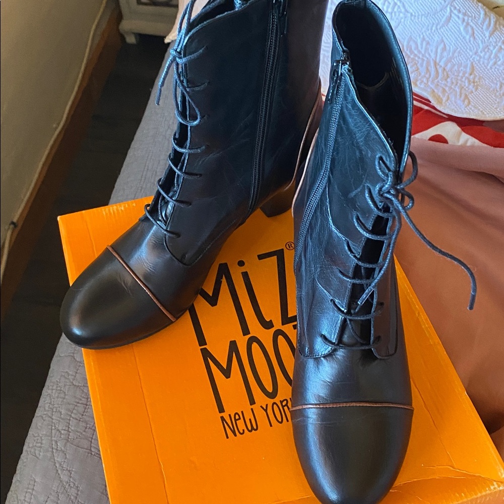 Miz Mooz NEW / BOXED Fabian 2-tone LEATHER Lace-Up Heeled Bootie
